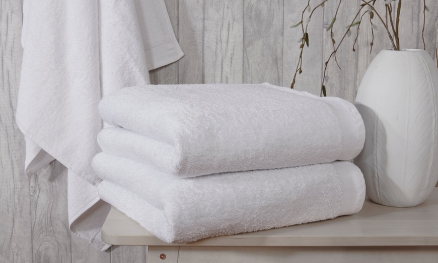 Image 8: Towel Bundles