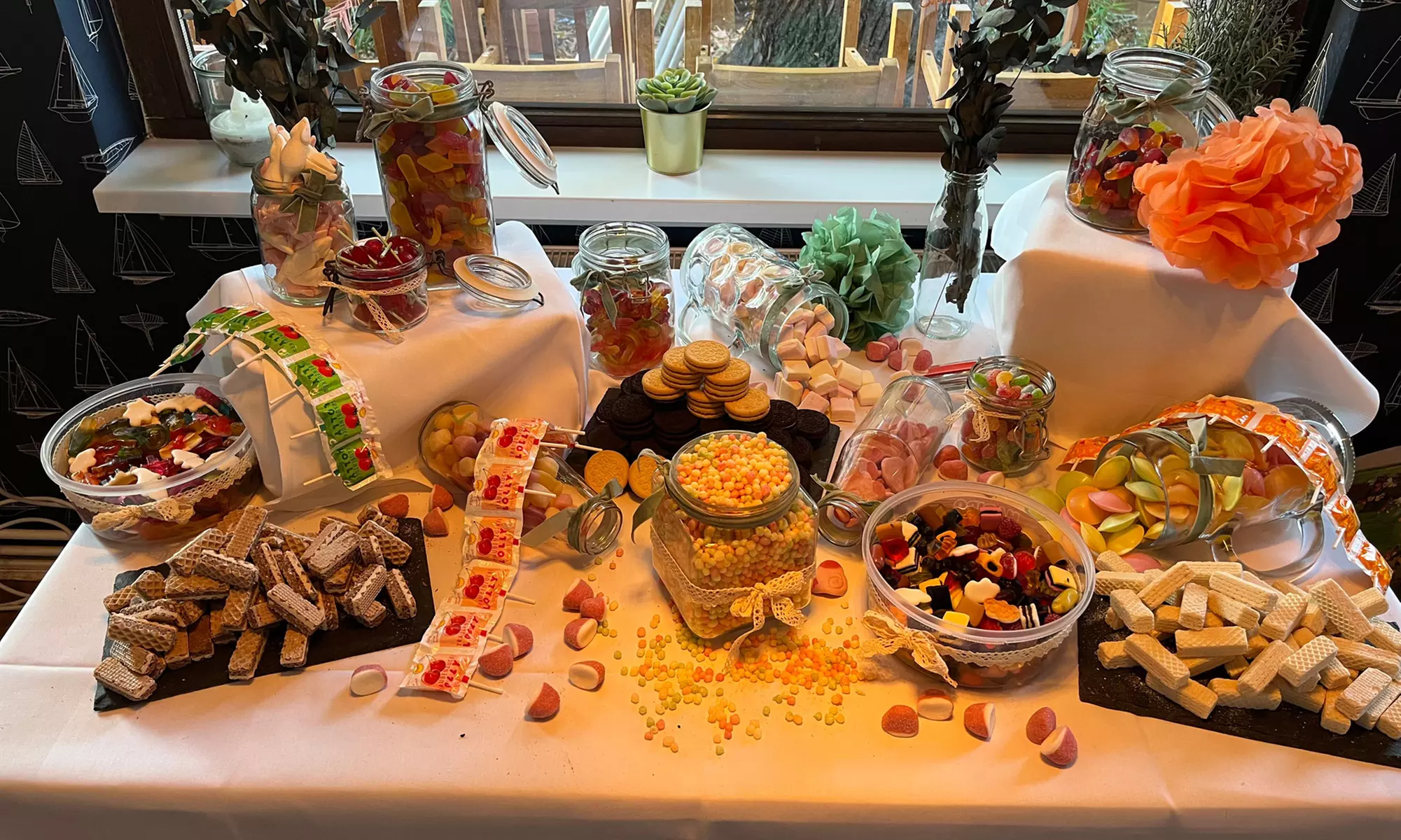 3 Std. Buffet inkl. Getränkeflat & DJ ROBSN Live für 1 bis 4 Personen