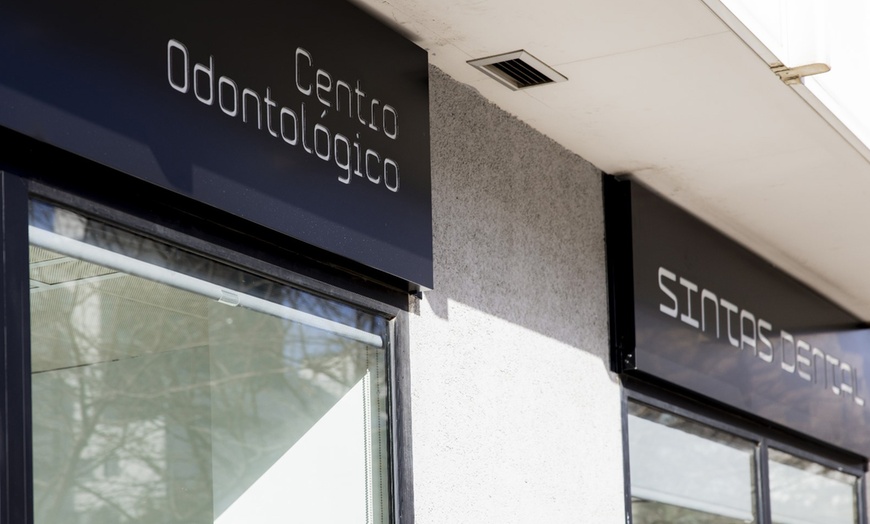 Image 6: Hasta 35% de descuento en Examen dental (limpieza, radiografías, revisión) en Sintas Dental