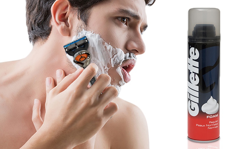 Image 2: Gillette Fusion Flexiball