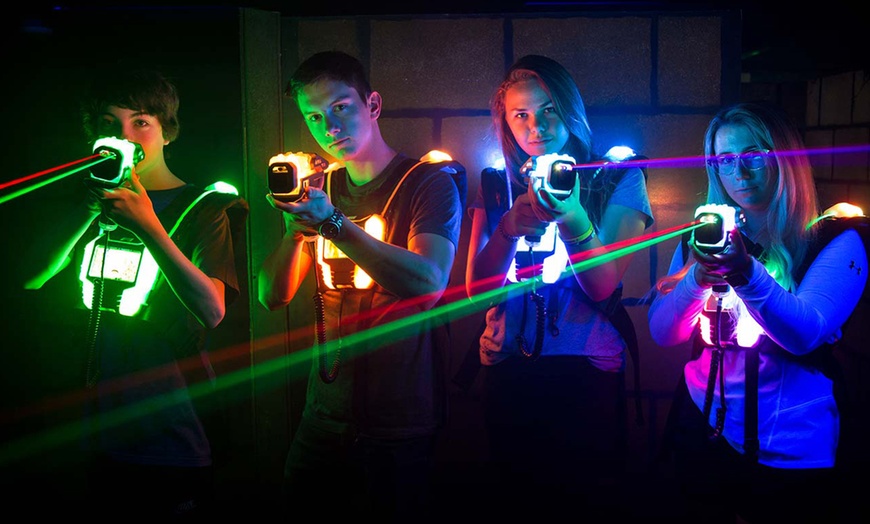 Image 1: Actionreiches Abenteuer: Bis zu 2 Std. Flatrate LaserTag + Elite-Card