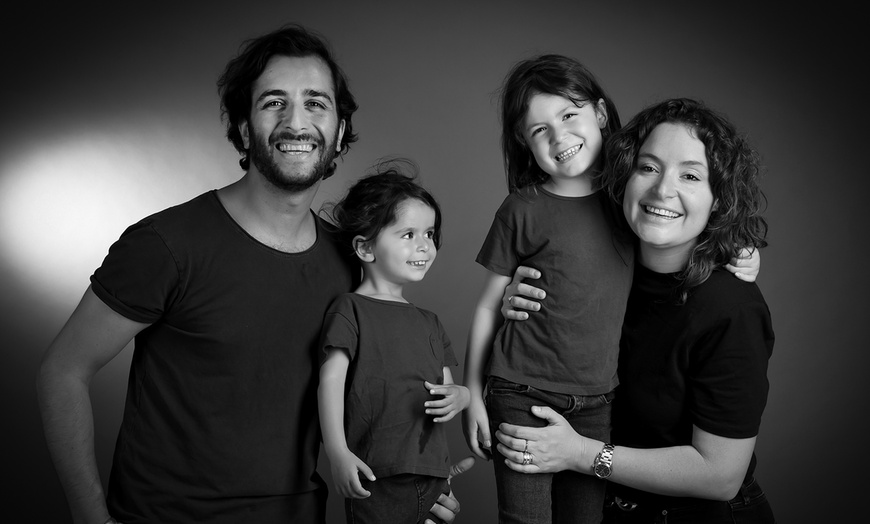 Image 5: 1 portrait de famille dans 1 studio photo avec Mon portrait de famille