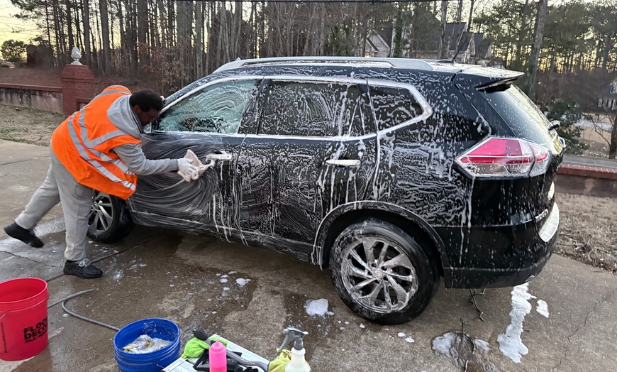 Image 19: Explore Our Detailed Packages for Cars and SUVs