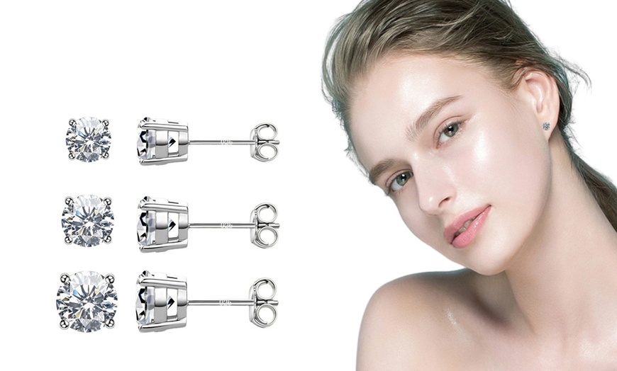 Image 1: Silver Solitaire Earrings Made with Crystals from Swarovski®