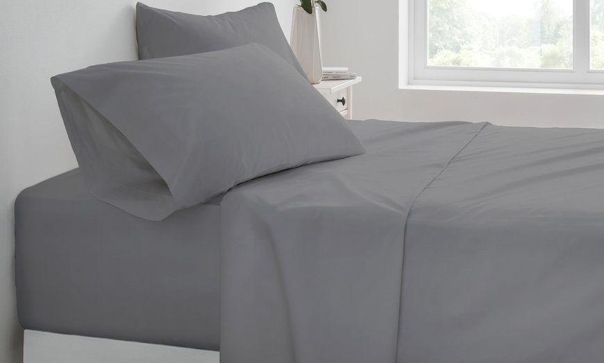 Image 9: Premium Deluxe Fitted Sheets or Pillowcase