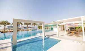 Up to 0% Off on  at Areia Beach Bar & Grill at 4* DoubleTree by Hilton JBR