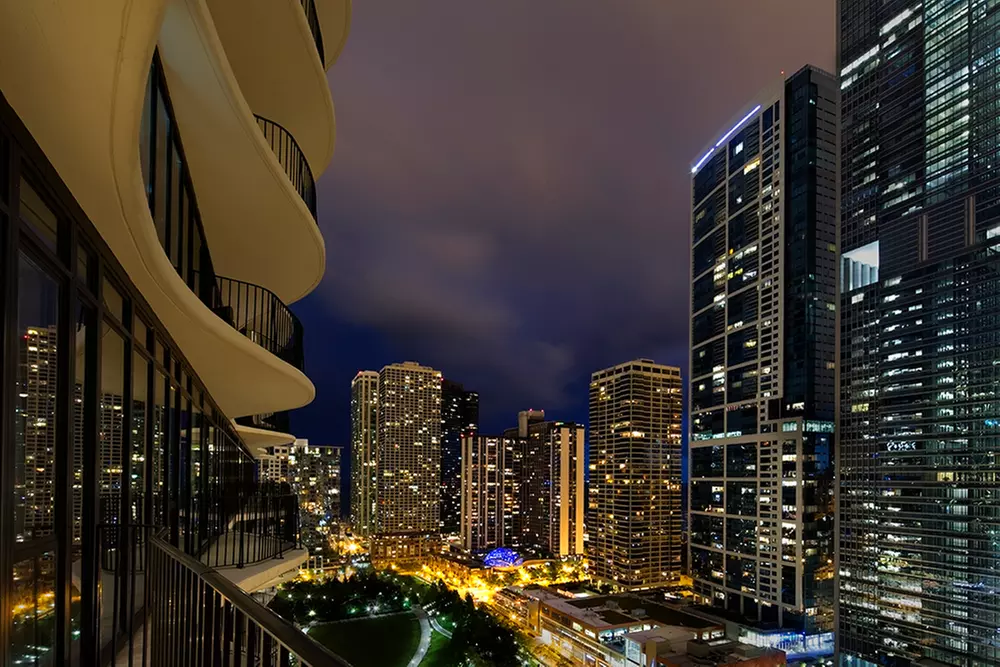 Member-Only Deal: 4-Star Modern Landmark Hotel in Chicago