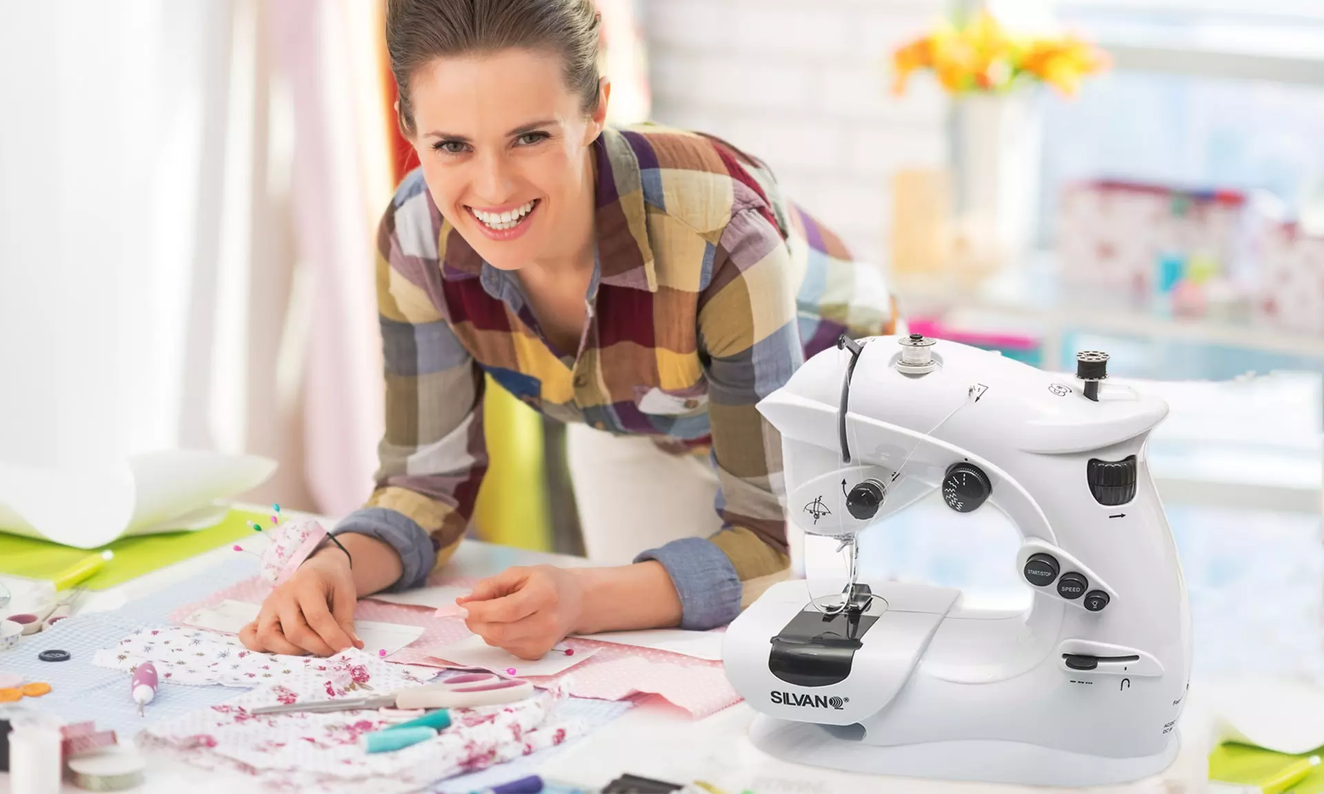 Máquina de coser de 7 puntos Silvano - Primary Image