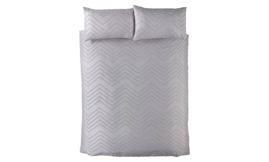 Image 3: Tufted Wave Duvet Set