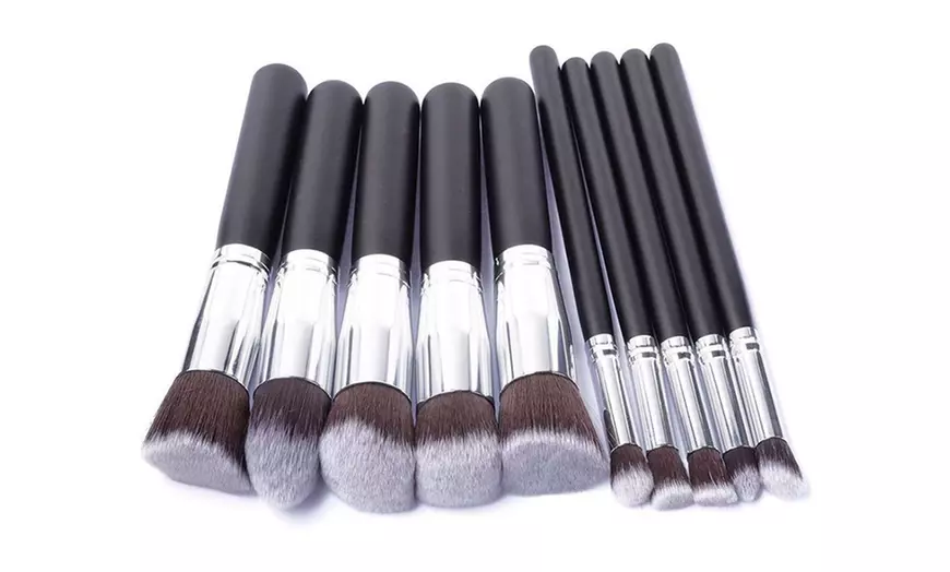 Image 4: Set de 10 pinceaux de maquillage