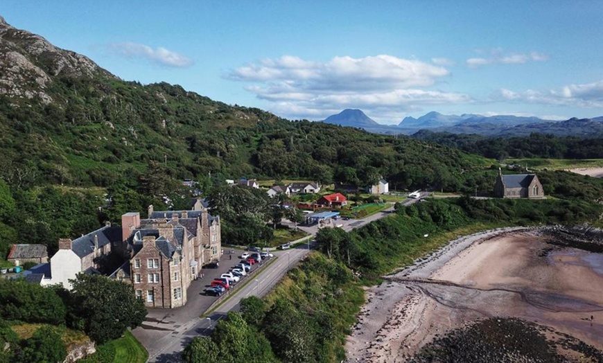 Image 10: Gairloch: Standard Double Room with Breakfast