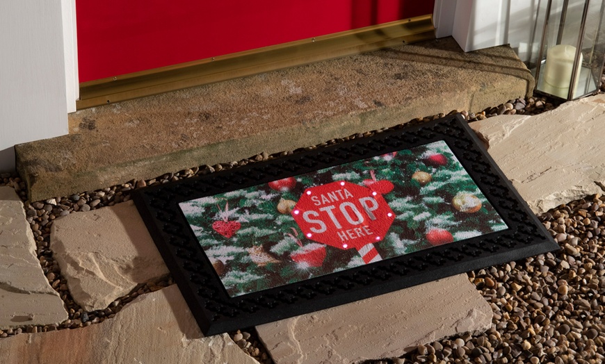 Image 5: Musical LED Christmas Doormat