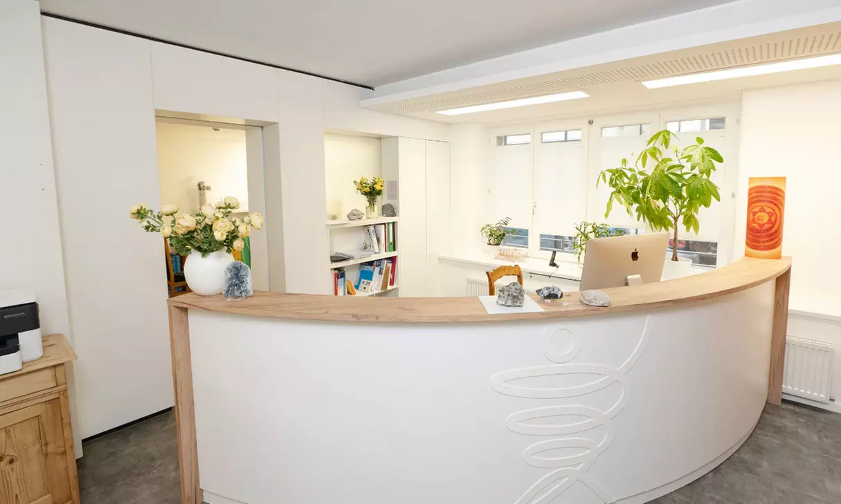 Hautverjüngende Behandlung mit Infrarot-Lichttherapie für 1 Person