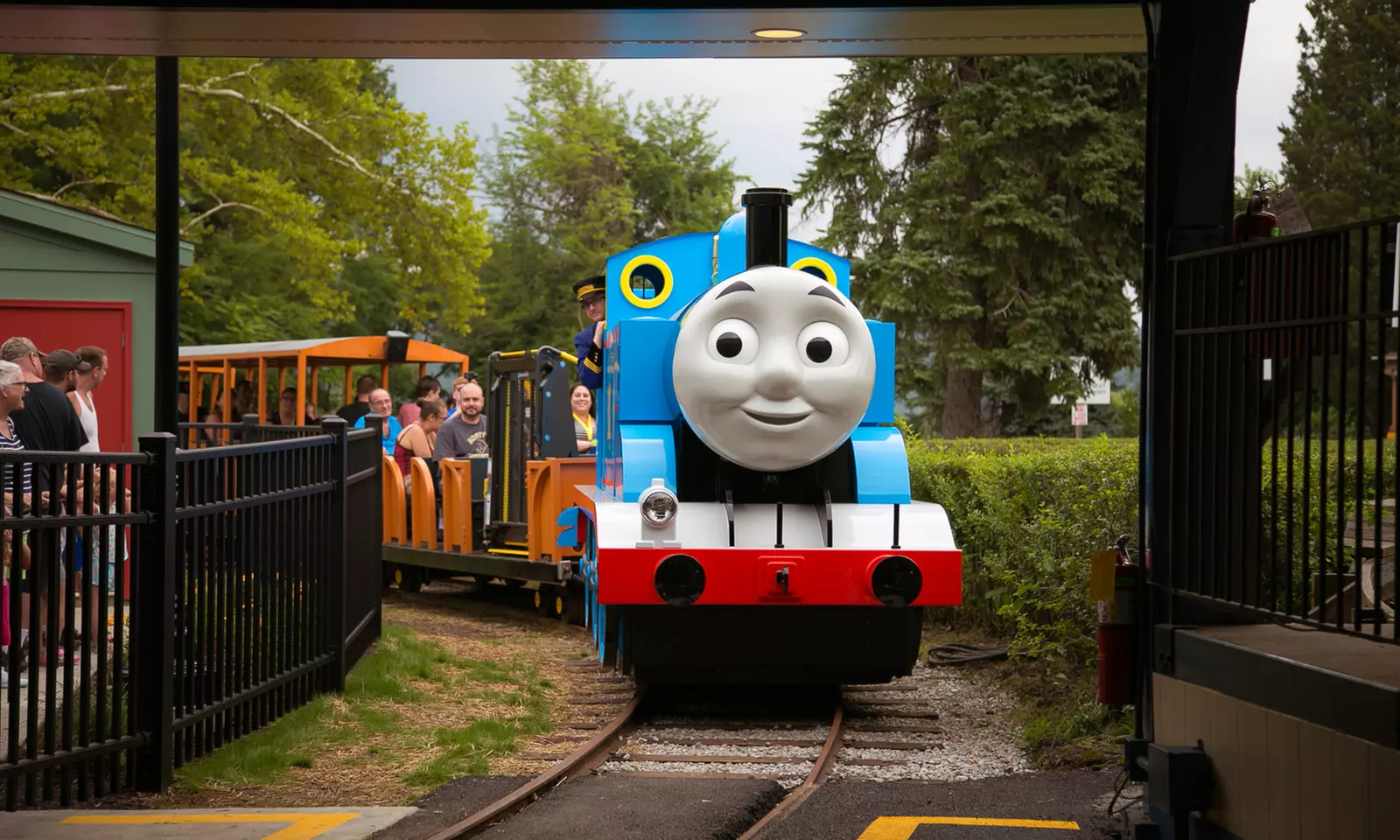 $32.99 for Single-Day FunDay Admission to Kennywood Amusement Park, Valid Until September 15  ($54.99 Value) - Primary Image