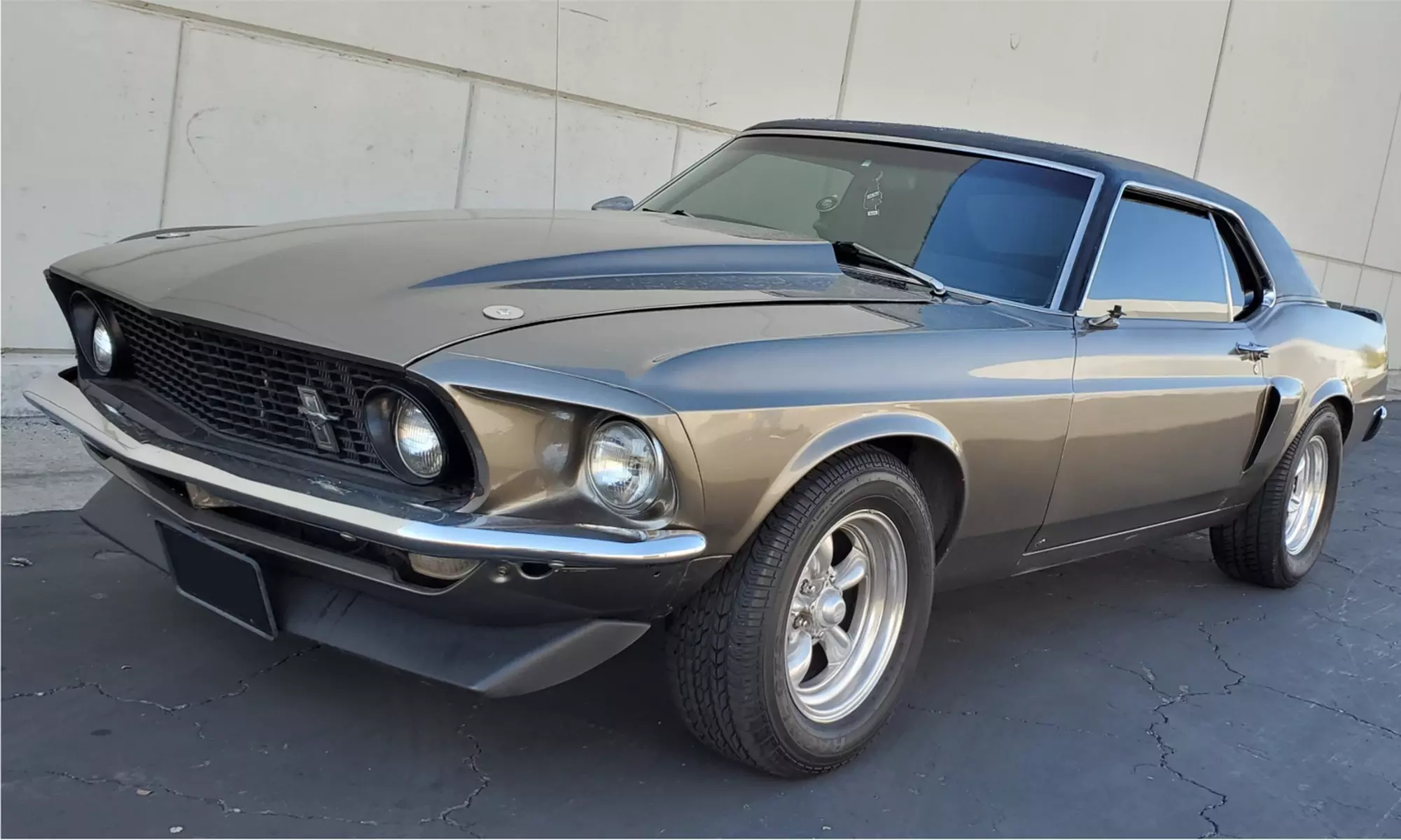 Up to 41% Off on Automotive Window Tinting at Incognito Tints - Primary Image