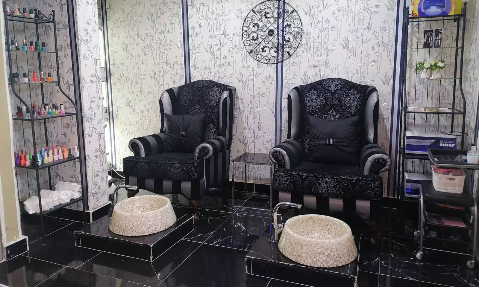 Classic Colour Mani-Pedi