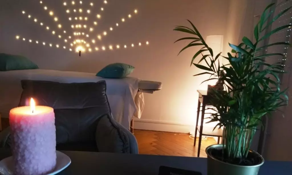 Modelage californien ou sportif avec Patricia Huet : 55 minutes de détente ciblée - Primary Image