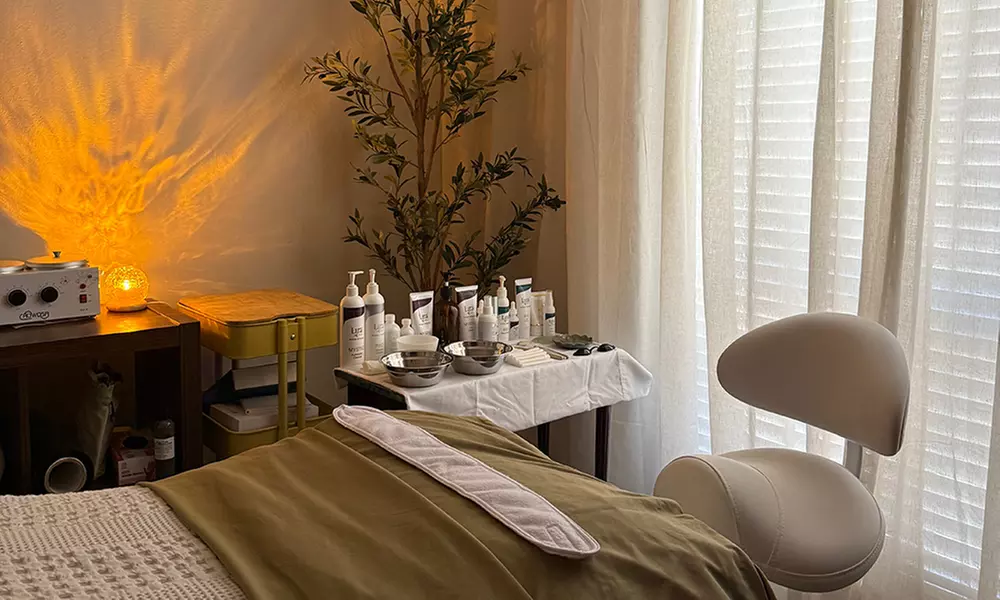 Custom Facial + Full Body LED Red Light Therapy