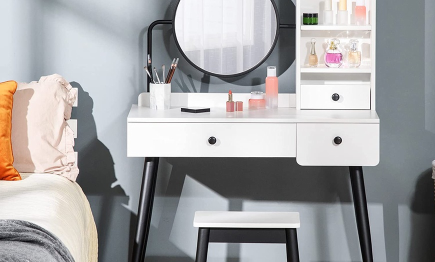 Image 7: HomCom Dressing Table with Stool