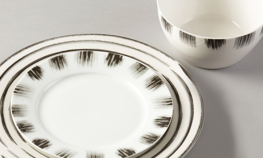 Image 2: 12-Piece Porcelain Dinner Set