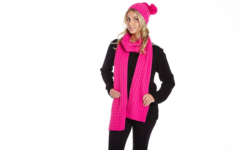 Image 5: Knit Hat and Scarf Set