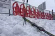 Disfruta de la nieve: alquiler de equipo completo de esquí o snow durante 1 o 2 días para 1 niño o adulto - Second Medium