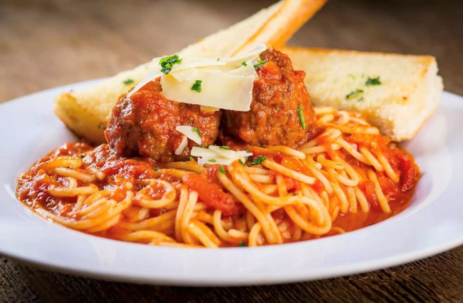 Chicago-Style Pizza and Italian Cuisine Experience