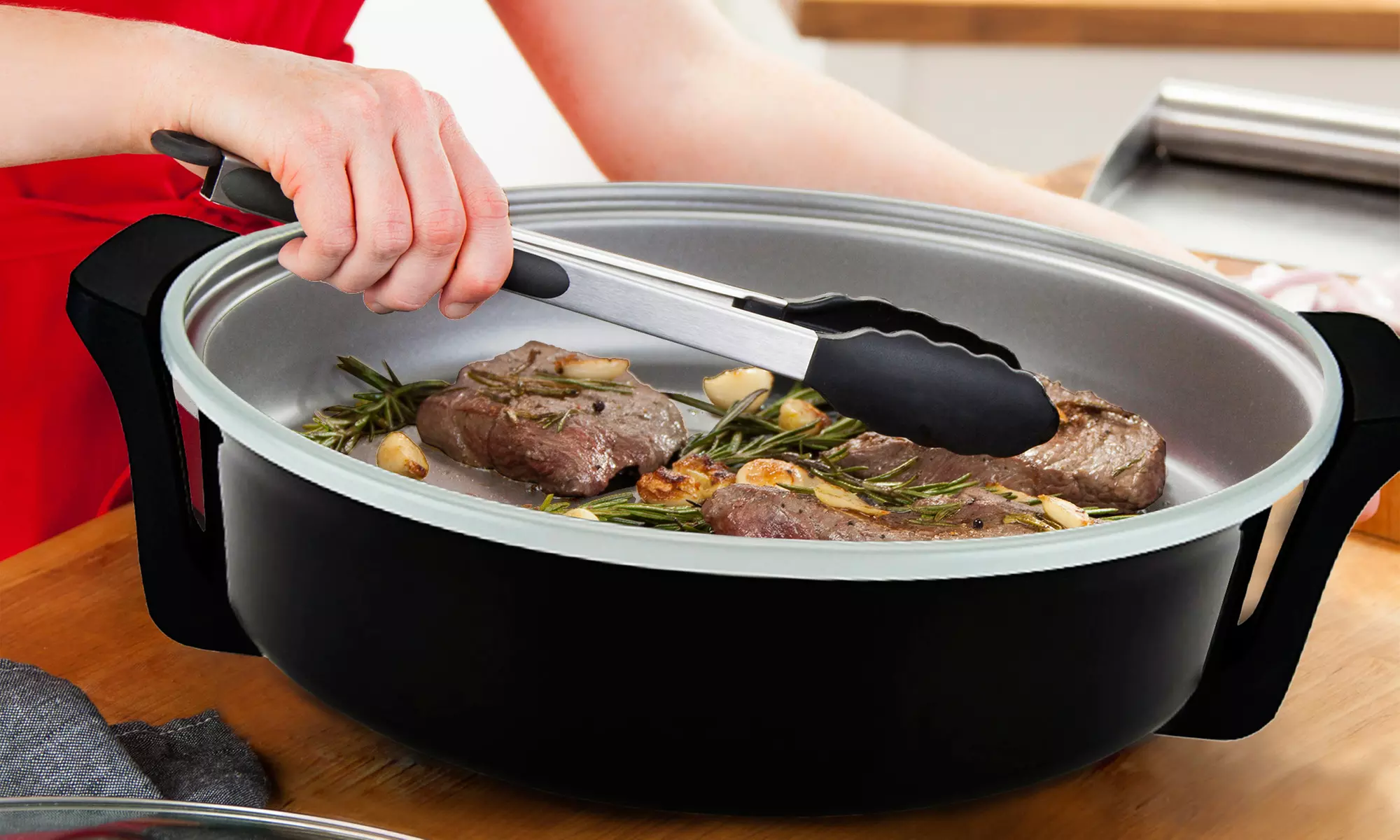 Extra-Large 14" Electric Ceramic Skillet - Primary Image