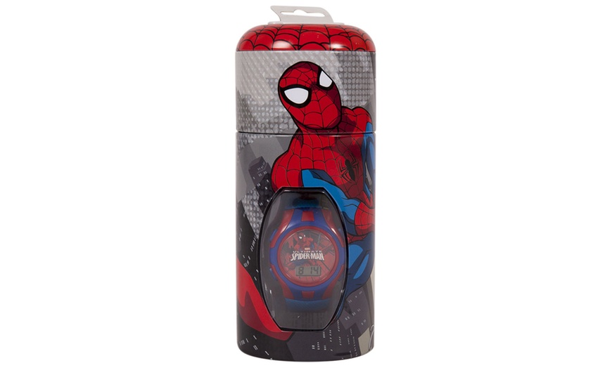 Image 6: Marvel Children's Digital Watch 