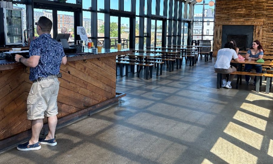 Image 2: Private Group Livery Service – Boston, Providence, or Newport Areas