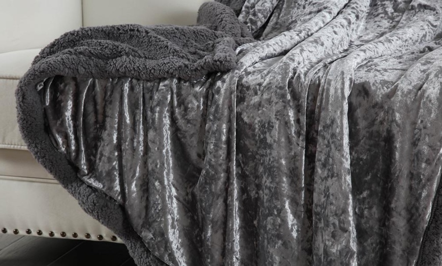 Image 2: Crushed Velvet Sherpa Throw