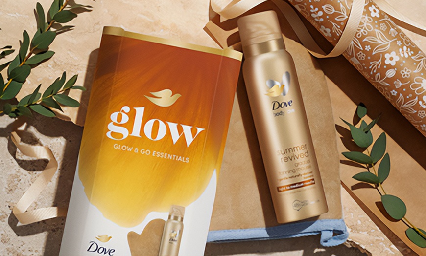 Image 2: Dove Glow & Go Essentials Gift Set Skincare Pamper Kit, 200ml