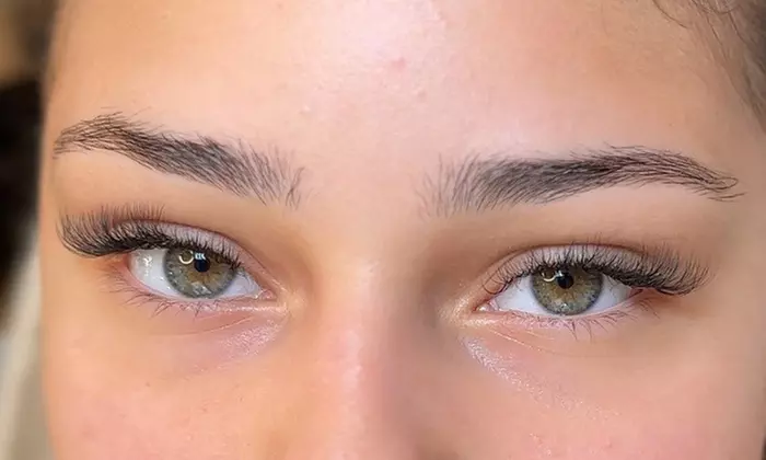 Signature Lash Collections: Classic to Mega-Volume at Venus Room