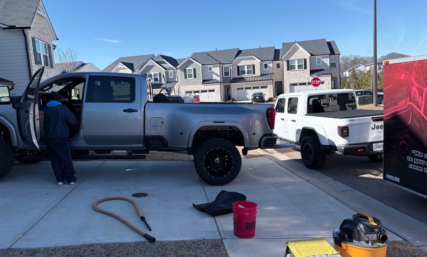 Image 11: Explore Our Detailed Packages for Cars and SUVs