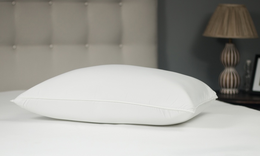 Image 1: Silentnight Memory Foam Pillows