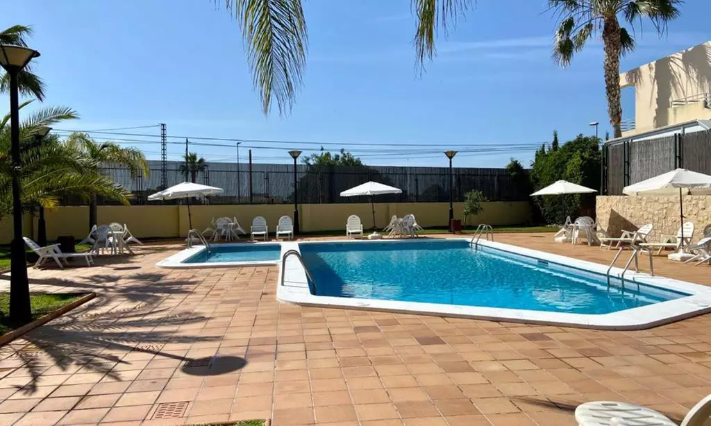 Alicante: 1 o 2 noches con opción a desayuno, masaje y late check-out