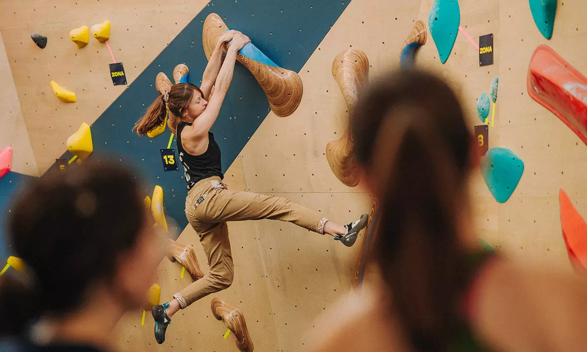Do 21% zniżki na Wspinaczka - pod dachem w West Bouldering