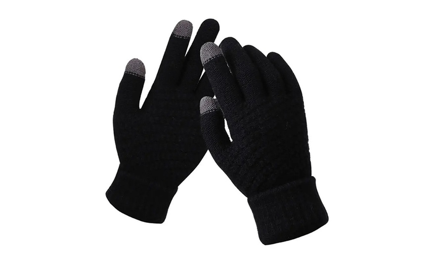 Image 2: Knitted Winter Warm Touchscreen Gloves 