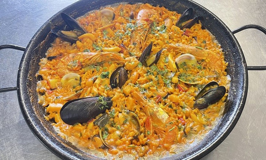 Image 19: Amantes del arroz: menú de paella a elegir para 2 o 4 personas