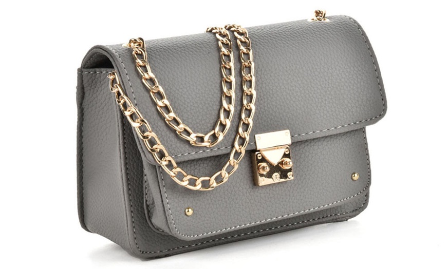 white chain cross body bag