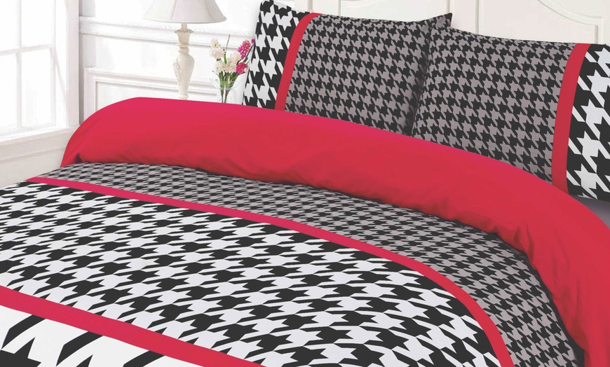 Image 6: Spots and Stripes Duvet Sets