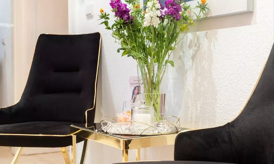 1x oder 2x 60 Min. BB Glow Behandlung für das Gesicht für 1 Person