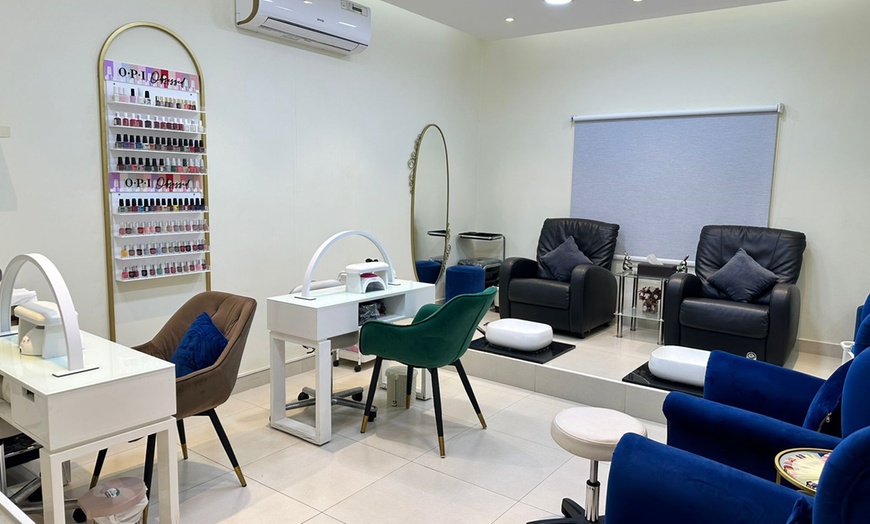 Image 5: Pay AED 79, 99, or 149 for a Choice of Any 2, 3, or 5 Beauty Services