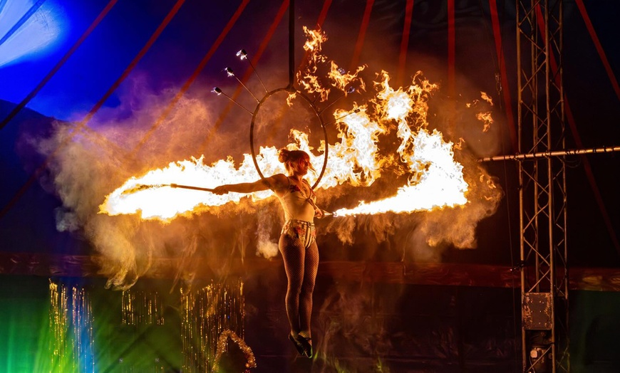 Image 10: The Christmas Circus of Wonders & Curiosities (Nov 29th - Jan 4th)