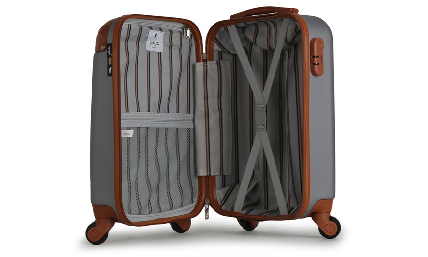 Image 49: Cabin Suitcase