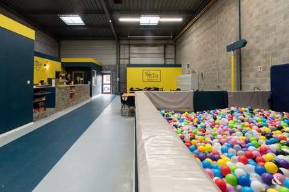 1 session de 3h valable en semaine ou le week-end pour 2, 3 ou 4 adultes dès 18,75 € au Le Square Indoor