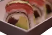 Degusta una selección de entrantes y piezas de sushi fresco con un menú para 2 o 4 personas en Sushi Corazón - Second Medium