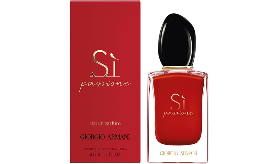 Image 2: Armani Code Absolu Gold 60ml or Si Passione 50ml Eau de Parfum