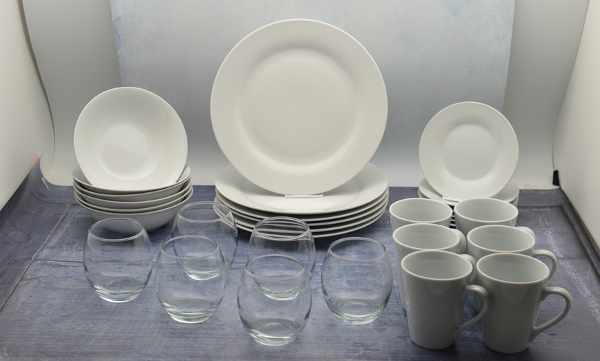 Image 4: Crockery and Glassware Bundle