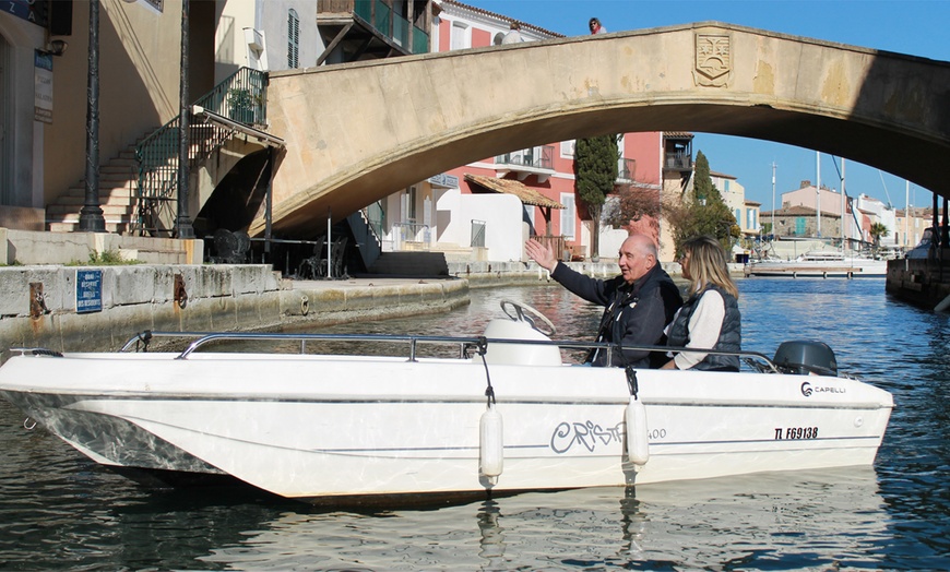 Image 8: Menu en 3 services et tour en bateau pour 2